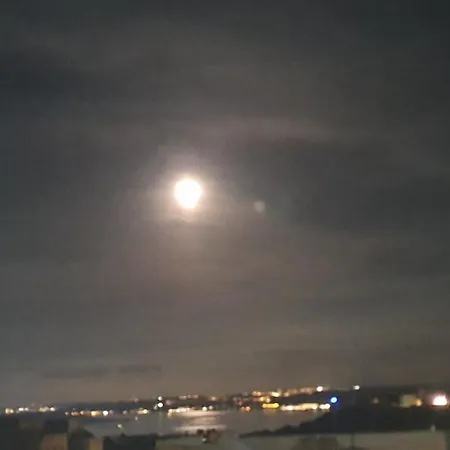 Apartamento Millennium Penthouse With Private Hot Tub Gozo Għajnsielem