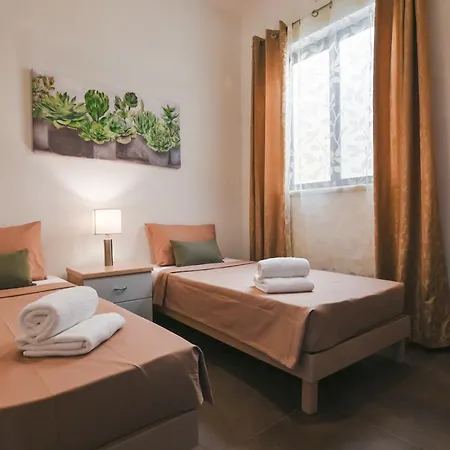 Lejlighed Millennium Penthouse With Private Hot Tub Gozo