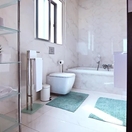 Appartement Millennium Penthouse With Private Hot Tub Gozo Għajnsielem