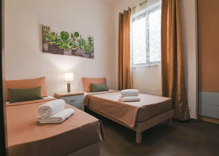 Daire Millennium Penthouse With Private Hot Tub Gozo