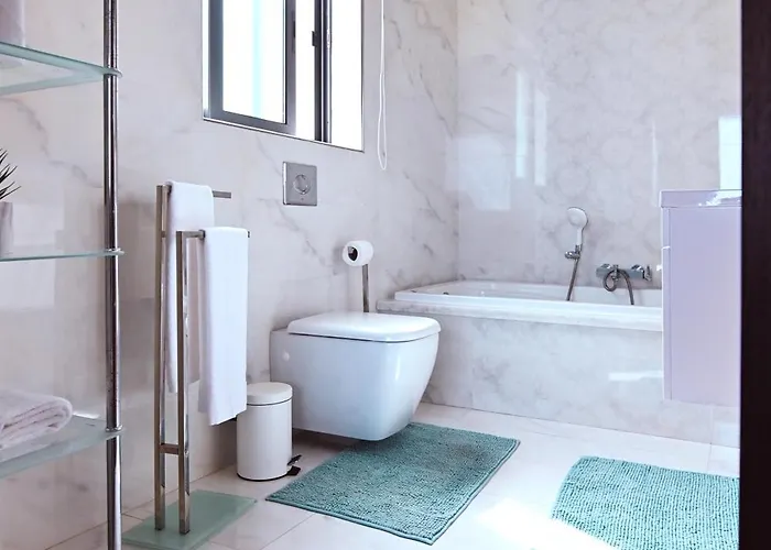 Daire Millennium Penthouse With Private Hot Tub Gozo Għajnsielem